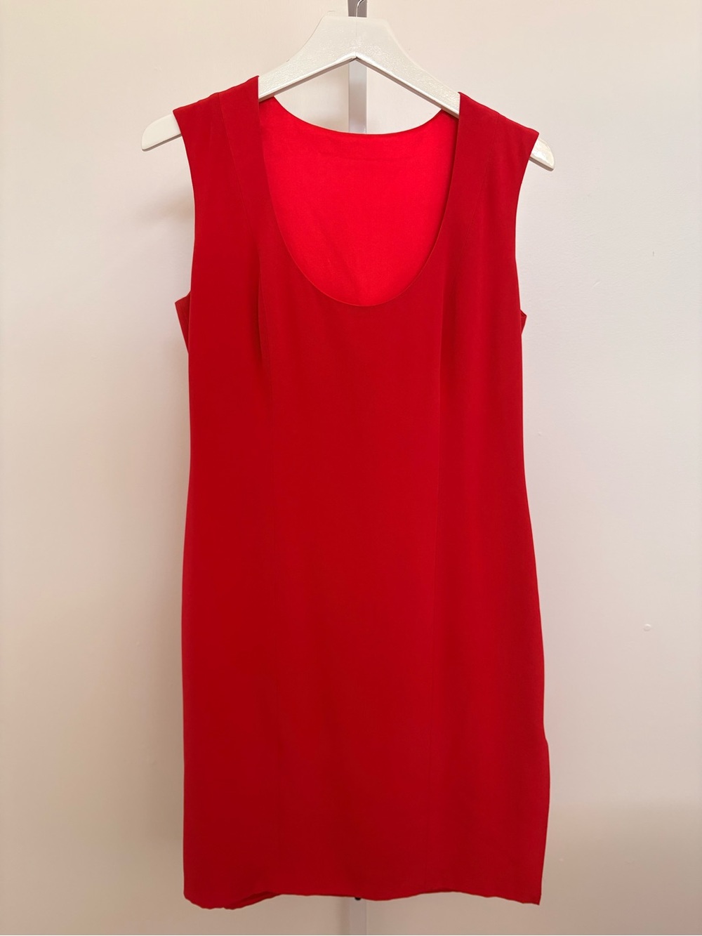 Scoop Neck Red Sleeveless Mini Dress